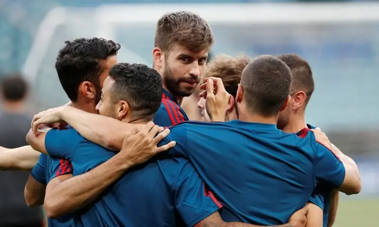 União no treino espanhol: partida contra Portugal vem dois dias depois da demissão do técnico Julen Lopetegui  (François Lenoir/Reuters)