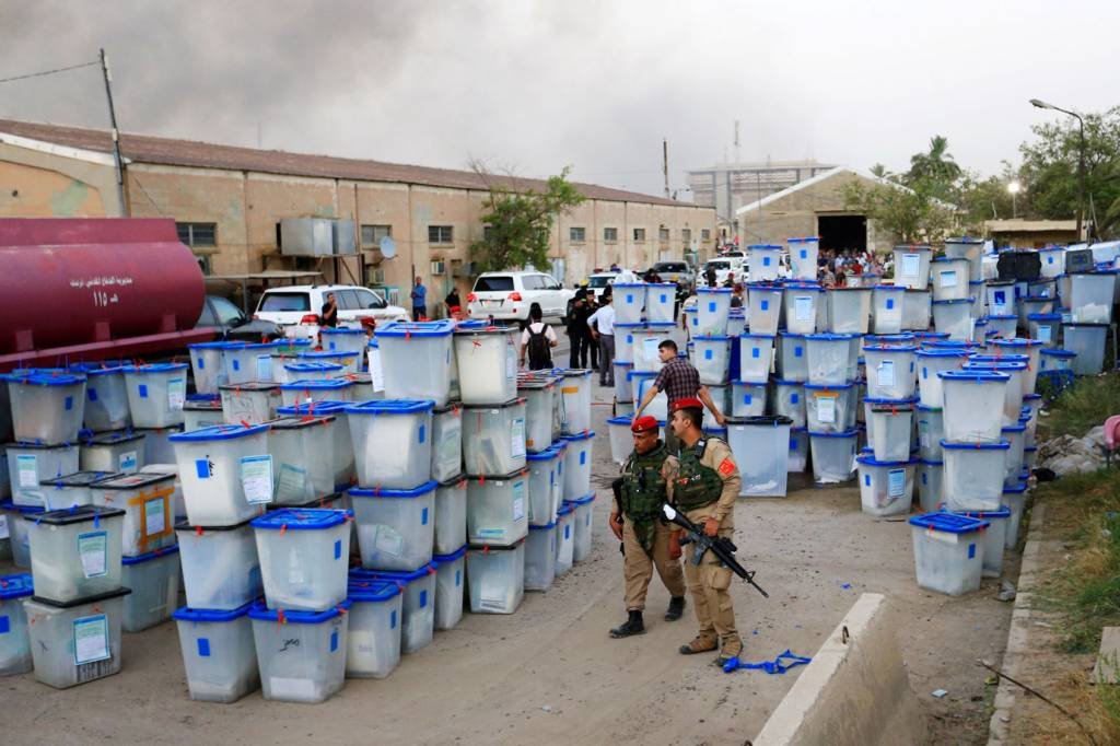 Suprema Corte do Iraque se pronuncia a favor de recontagem manual de votos