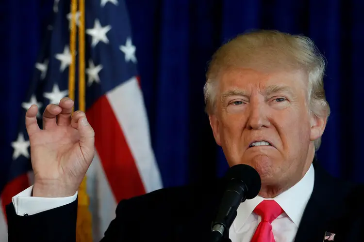 Donald Trump: porta-voz disse que resposta "não" do presidente foi uma recusa em responder mais questões (Carlo Allegri/Reuters)