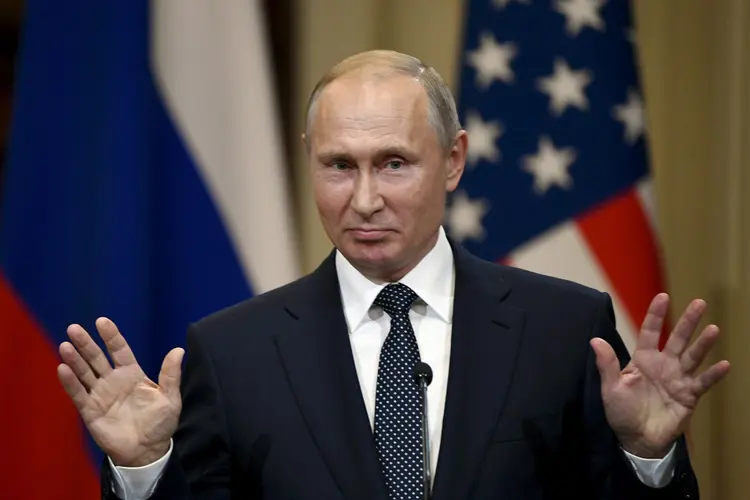 Vladimir Putin: "São os jogos políticos internos dos Estados Unidos" (Lehtikuva/Jussi Nukari/Reuters)