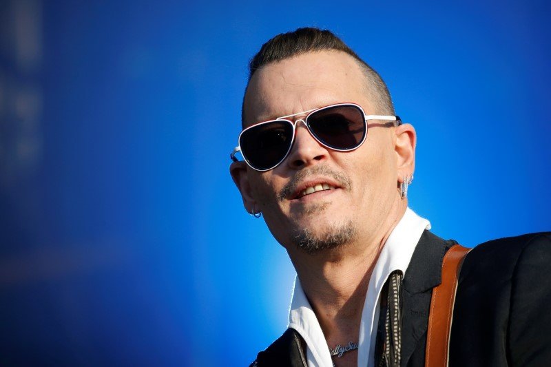 Johnny Depp e ex-empresários chegam a acordo em processo por finanças