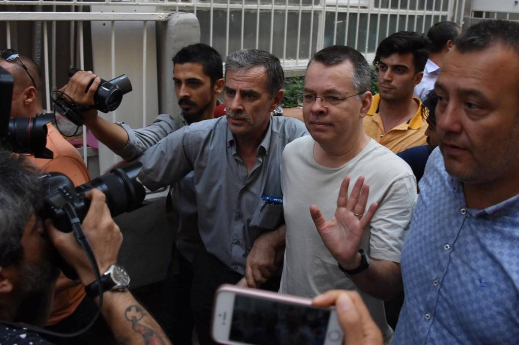 Corte turca rejeita recurso para libertação de pastor americano