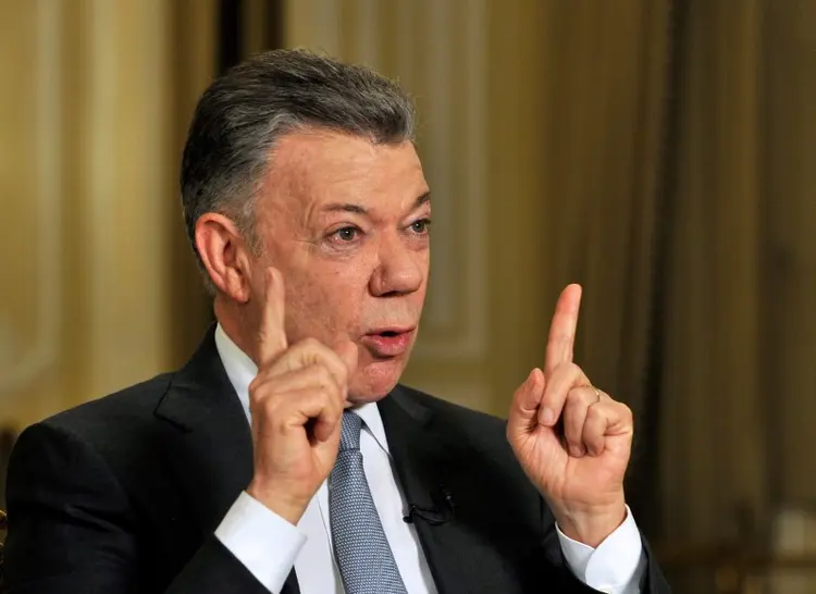 Juan Manuel Santos: governo de Duque soube da decisão do ex-presidente "poucos dias antes" de ele terminar seu mandato (Carlos Julio Martinez/Reuters)