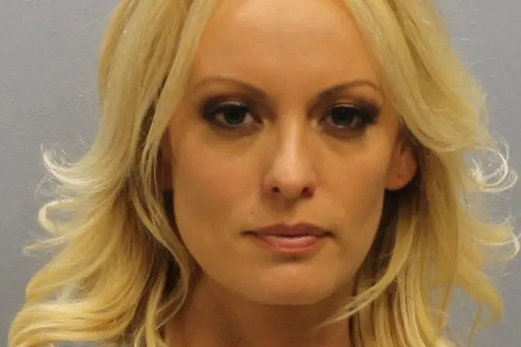 Stormy Daniels, a atriz pornô que disse ter tido um caso com Donald Trump foi presa (Courtesy Franklin County Sheriff's Office/Reuters)