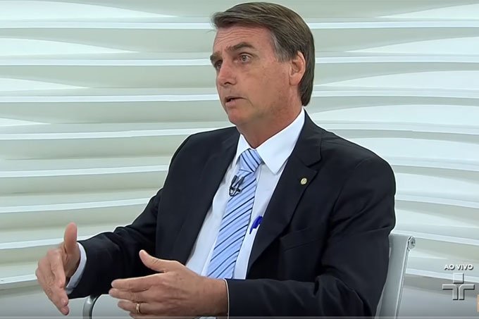 Professor de português analisa frase polêmica de Bolsonaro no Roda Viva