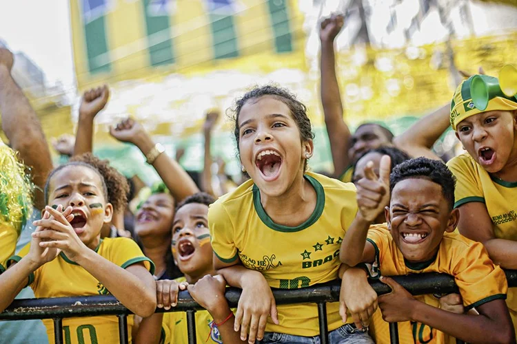 Nossa torcida de hoje e do futuro: as novas gerações têm expectativa de viver mais do que os ancestrais e com boa saúde — de preferência num país também melhor | Mauro Pimentel/AFP Photo 