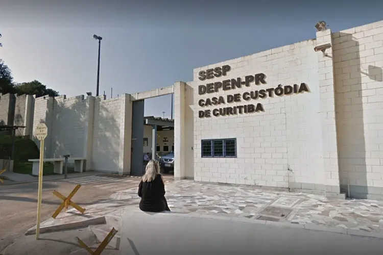 Rebelião que ocorria na Casa de Custódia de Curitiba foi encerrada na manhã desta quinta-feira, 5, às 8h (Google/Reprodução)