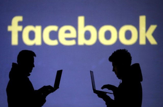 Facebook: rede social não esclareceu se removeria apenas publicações ou também páginas relacionadas ao assunto (Dado Ruvic/Reuters)