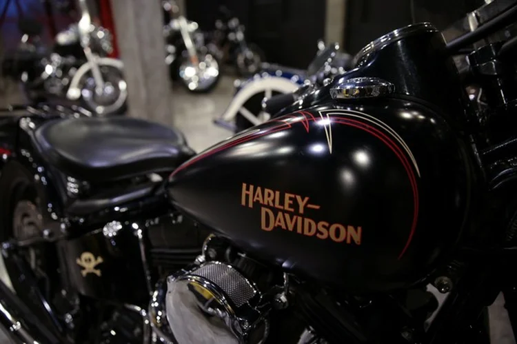 HARLEY DAVIDSON: a empresa anunciou nesta semana que vai tirar parte da sua produção dos EUA, após o aumento de tarifas imposto por Trump (Athit Perawongmetha/Reuters)