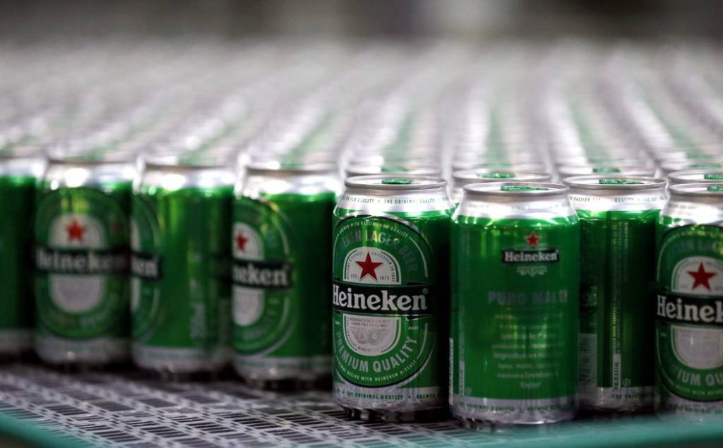 Segundo EXAME apurou, a Heineken também está enfrentando desafios para lidar com a alta demanda pela cerveja Eisenbahn (Paulo Whitaker/Reuters)