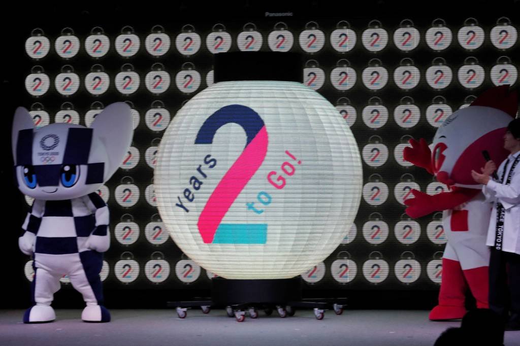 Tóquio apresenta mascotes e começa contagem regressiva para Jogos de 2020