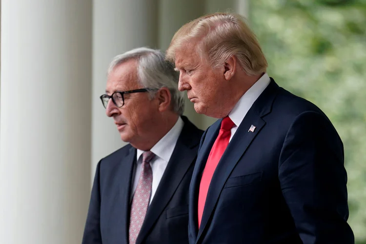 Presidente da Comissão Europeia, Jean Claude Juncker e Donald Trump (Joshua Roberts/Reuters)