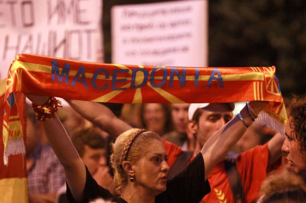 Parlamento da Macedônia convoca referendo sobre acordo de mudança de nome