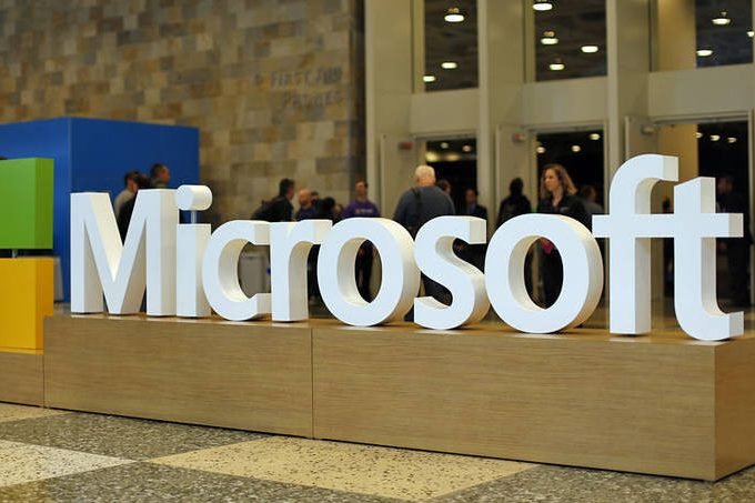 Microsoft e AT&T fazem parceria de mais de US$ 2 bilhões