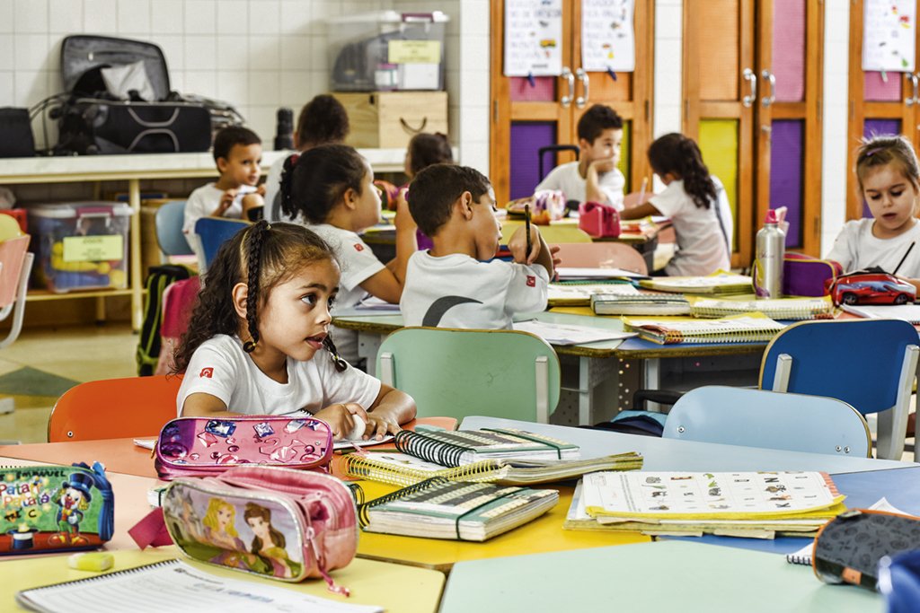 As meninas estão mudando a escola