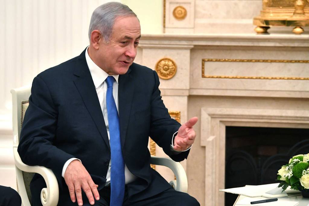 Netanyahu defende lei de identidade judaica por "direito de maioria"