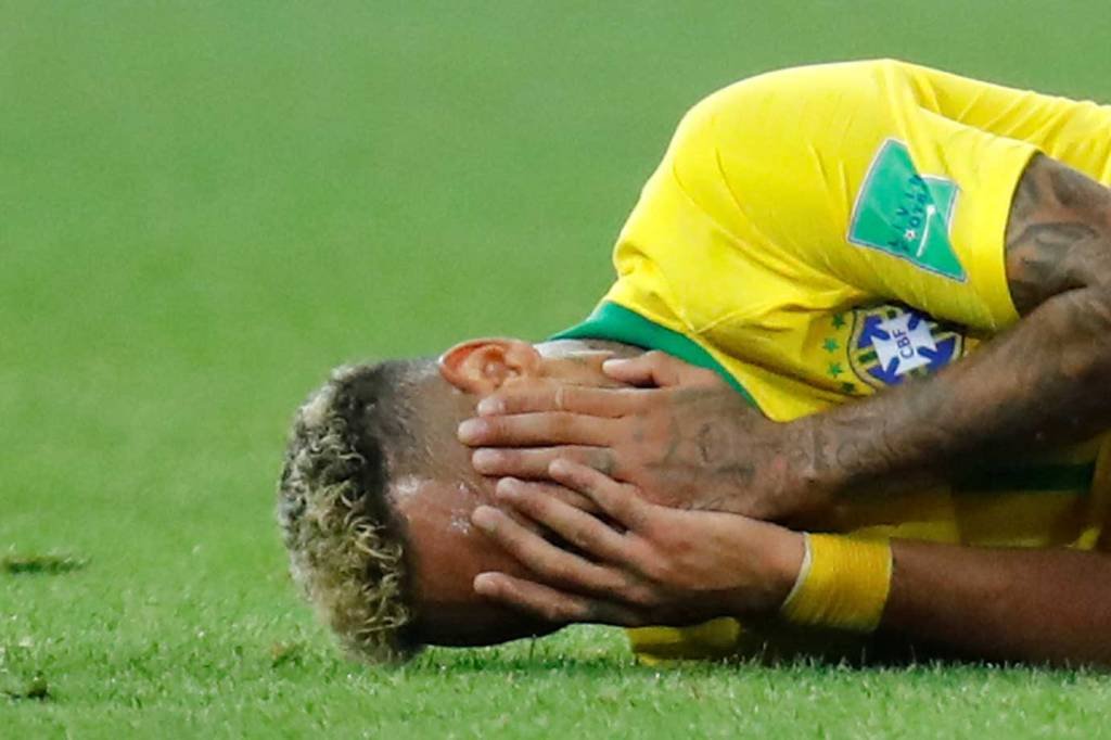 Neymar ganhou R$ 1 milhão para pedir desculpas em campanha, diz jornal