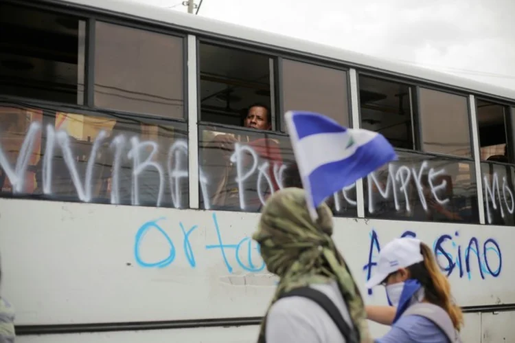 NICARÁGUA: Brasileira é morta no país. Mais de 350 pessoas morreram em manifestações, desde abril / REUTERS | Jorge Cabrera (Jorge Cabrera/Reuters)