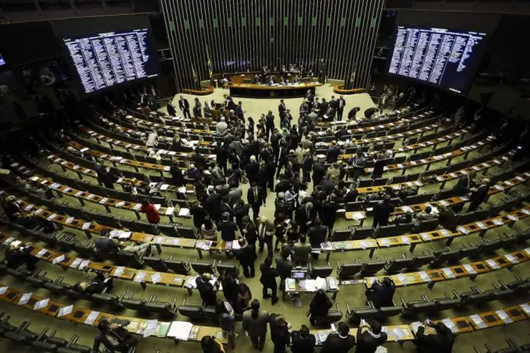 Senado: outra MP aprovada pelos senadores estabelece indenização temporária a policiais rodoviários que trabalharam em dias de folga (Marcelo Camargo/Agência Brasil)