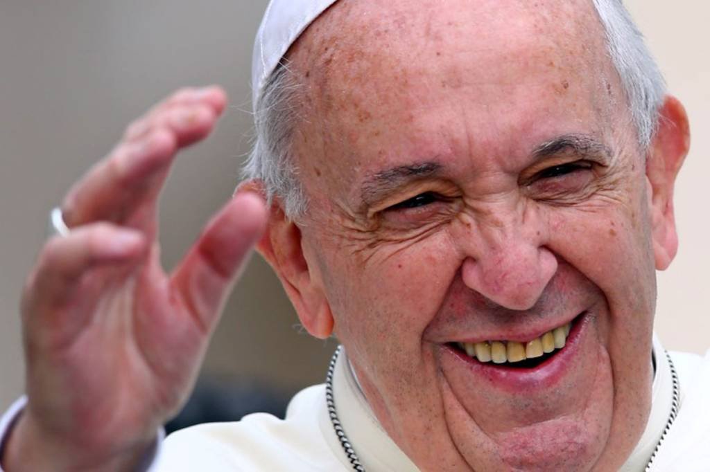 Papa consola brasileiros por eliminação na Copa da Rússia