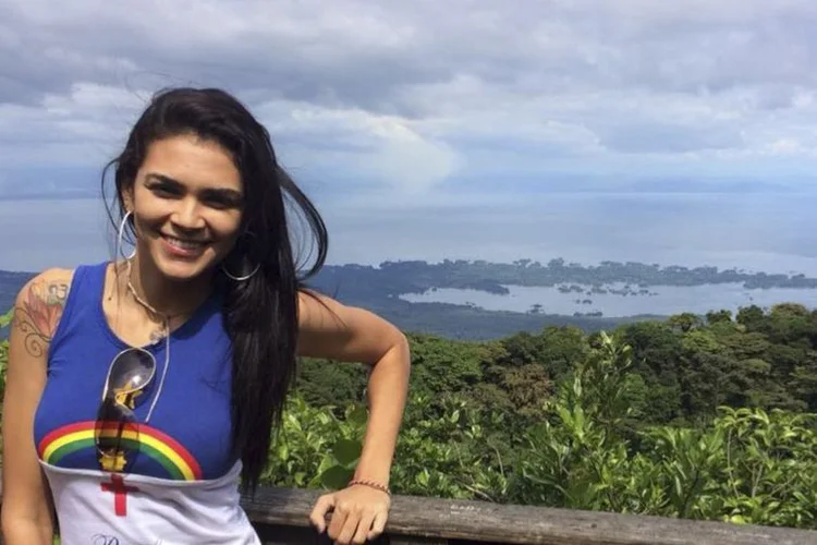 Raynéia Gabrielle Lima: estudante brasileira foi morta com tiro no peito que, segundo o reitor da Universidade Americana, foi disparado por "grupo de paramilitares" (Arquivo pessoal/Direitos reservados/Agência Brasil)
