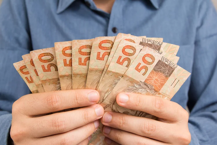 Notas de reais: Juros menores exigem maior risco para alcançar retornos (Vergani_Fotografia/Thinkstock)