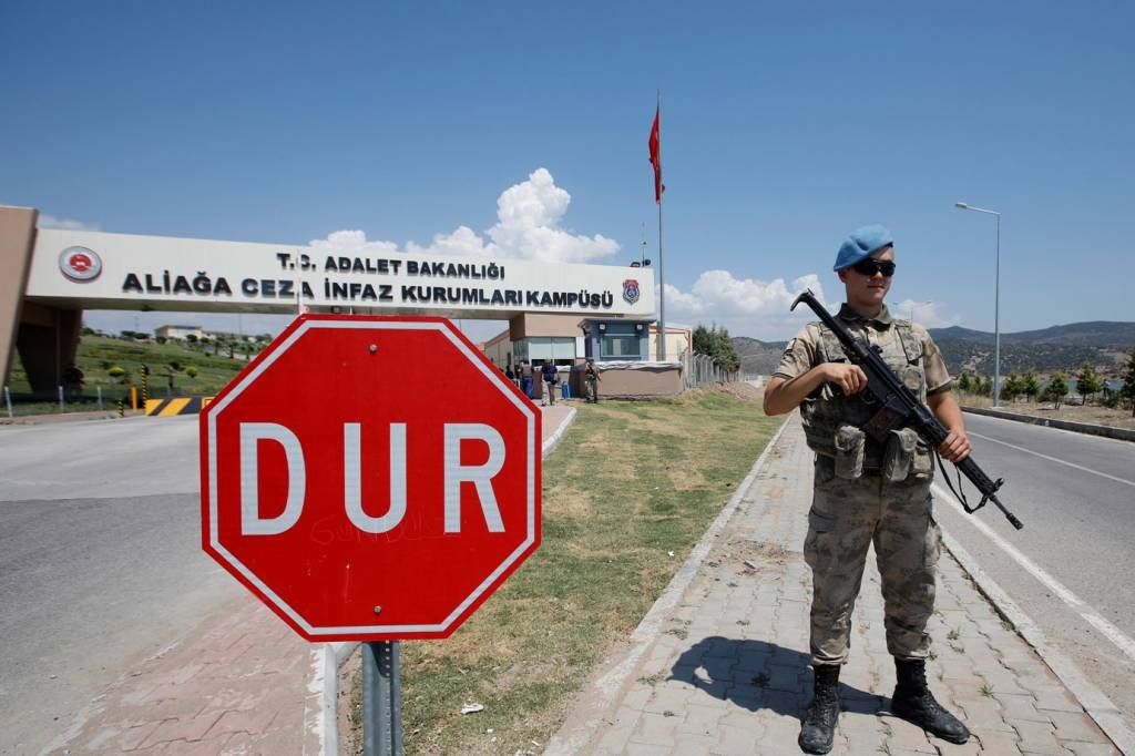 Encontro entre chefes da diplomacia não reduziu crise entre EUA e Turquia