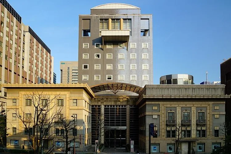 Universidade: a medida entrará em vigor em 2020 e beneficiará os estudantes nascidos homens e que se identificam como mulheres (Ochanomizu University/Wikimedia Commons)