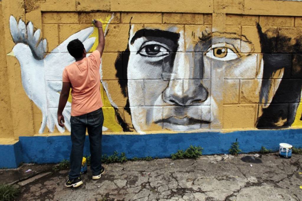 Militares chilenos são condenados pelo assassinato do cantor Victor Jara