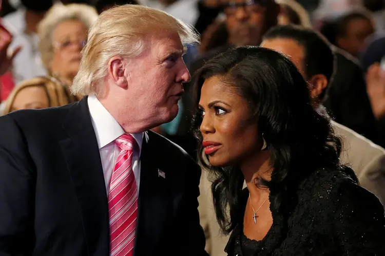 Omarosa Manigault Newman: ela era conhecida por ter sido repetidamente demitida no programa "O Aprendiz" e foi uma das mais conhecidas ​​apoiadoras afro-americanas de Trump (Carlo Allegri/Reuters)