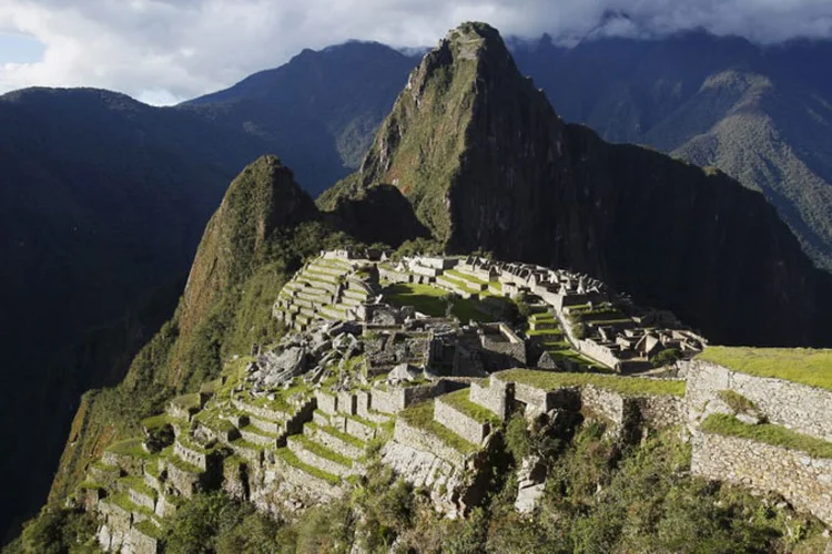 Machu Picchu: segundo autoridades peruanas, houve danos no piso e em um muro do Templo do Sol (Enrique Castro-Mendivil/Reuters)