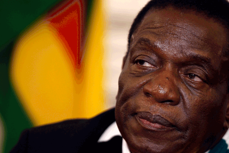 Emmerson Mnangagwa: ele foi durante mais de 30 anos um aliado fiel do ex-presidente e autocrata zimbabuano Robert Mugabe (Philimon Bulawayo/Reuters)