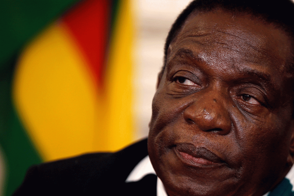Presidente do Zimbábue defende eleições justas após denúncia de fraude