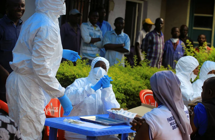 3,2 mil doses contra o ebola estão disponíveis na República Democrática do Congo (Samuel Mambo/Reuters)