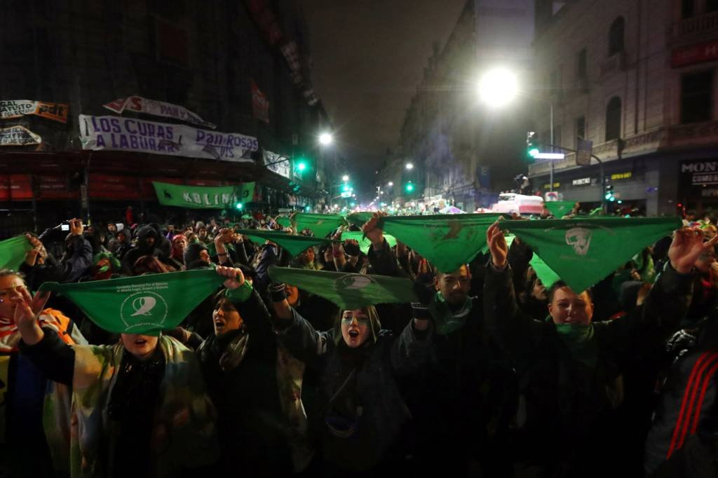 Argentinas prometem continuar com a luta pelo aborto legal