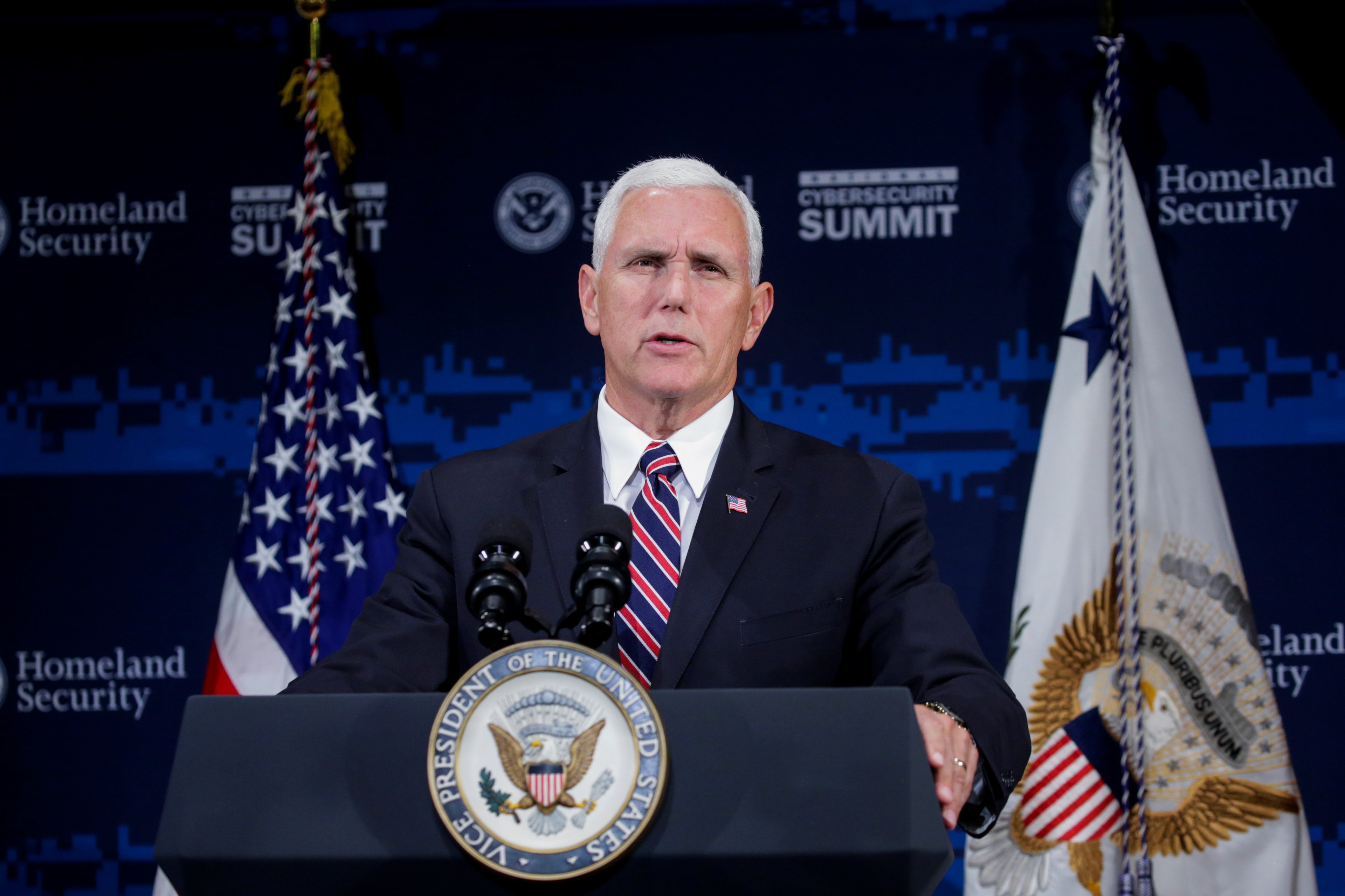 Estados Unidos anunciam novo braço das forças armadas, a "Força Espacial"