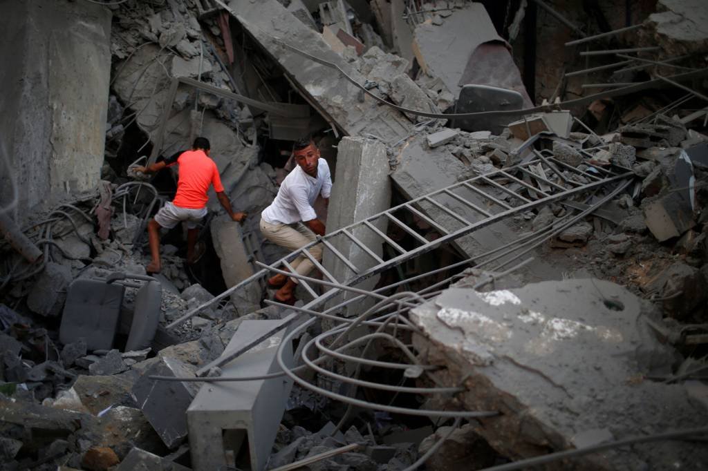 Ataque israelense contra edifício em Gaza deixa 18 palestinos feridos