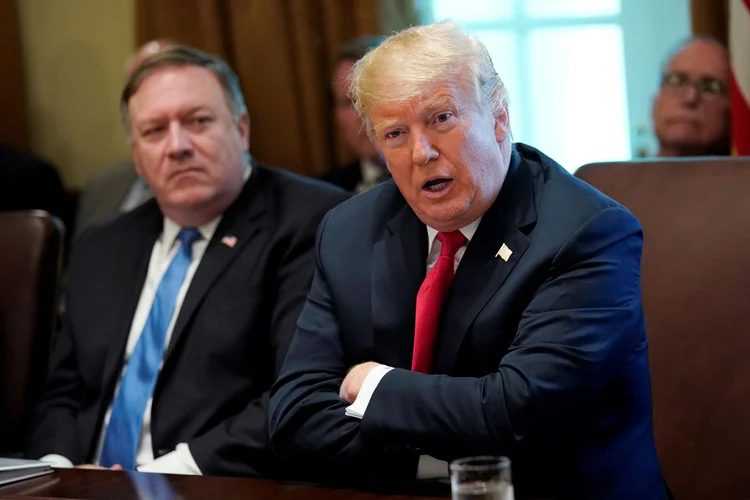 Pompeo e Trump: os EUA deixaram o acordo nuclear do Irã no início de maio (Kevin Lamarque/Reuters)