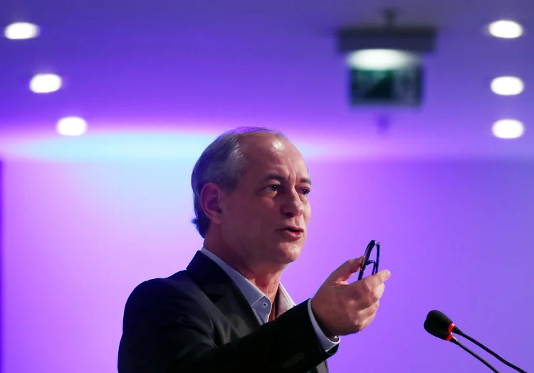 Ciro Gomes: em reação a pesquisas eleitorais, o dólar passou dos R$ 4 nesta terça, movimento contrário ao que o pedetista disse querer evitar (Paulo Whitaker/Reuters)