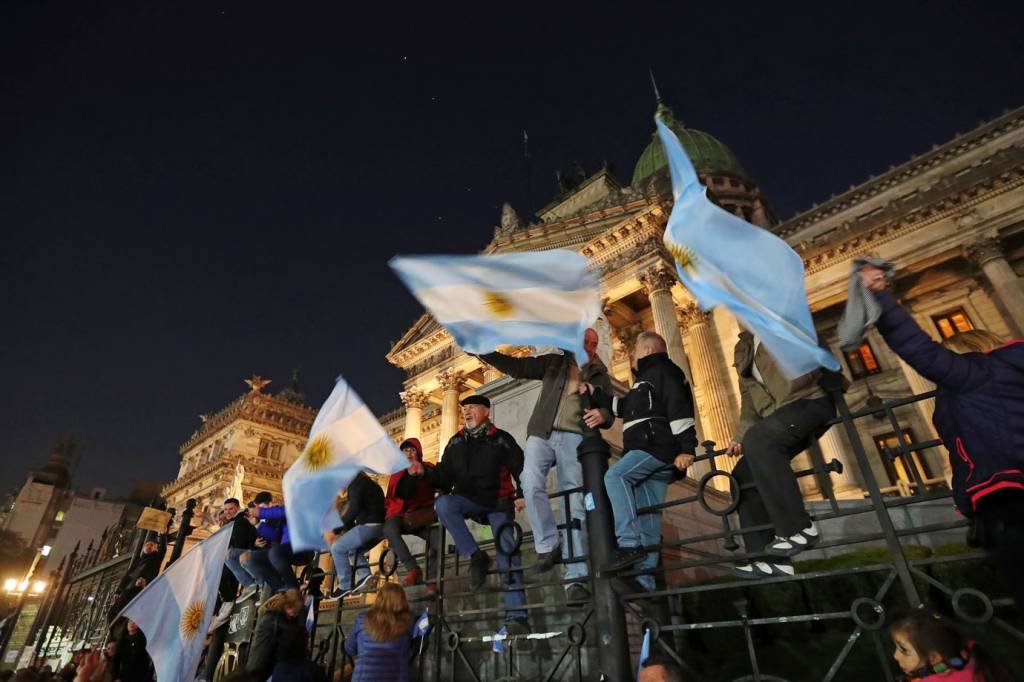 Central sindical argentina prepara greve geral para 25 de setembro