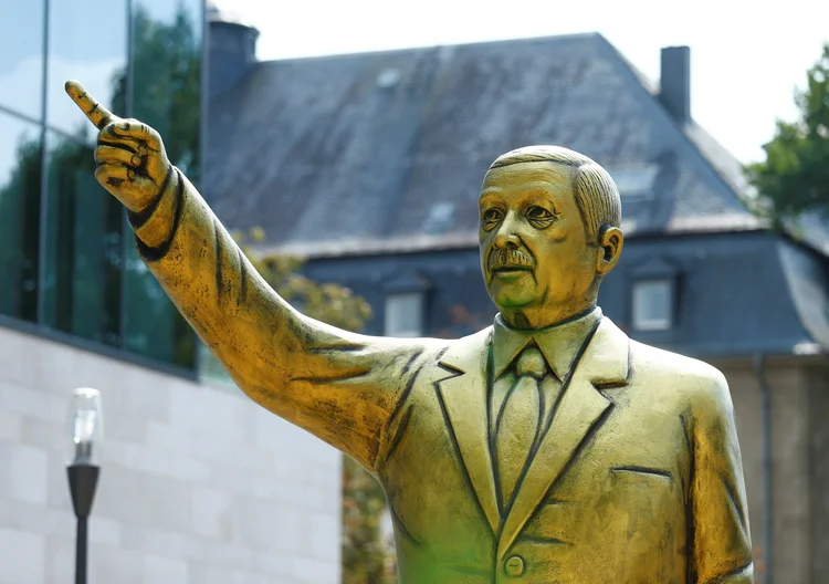 Erdogan: as autoridades da cidade autorizaram a instalação de uma estátua, mas não sabiam que era do presidente turco (Ralph Orlowski/Reuters)