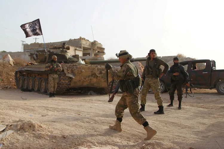 Guerra na Síria:Os protestos acontecem no marco dos protestos que pedem a derrubada do regime Assad (Ammar Abdullah/Reuters)