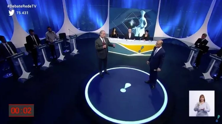 Debate presidencial na RedeTV!: Geraldo Alckmin e Ciro Gomes se enfrentam (Facebook/RedeTV!/Divulgação)