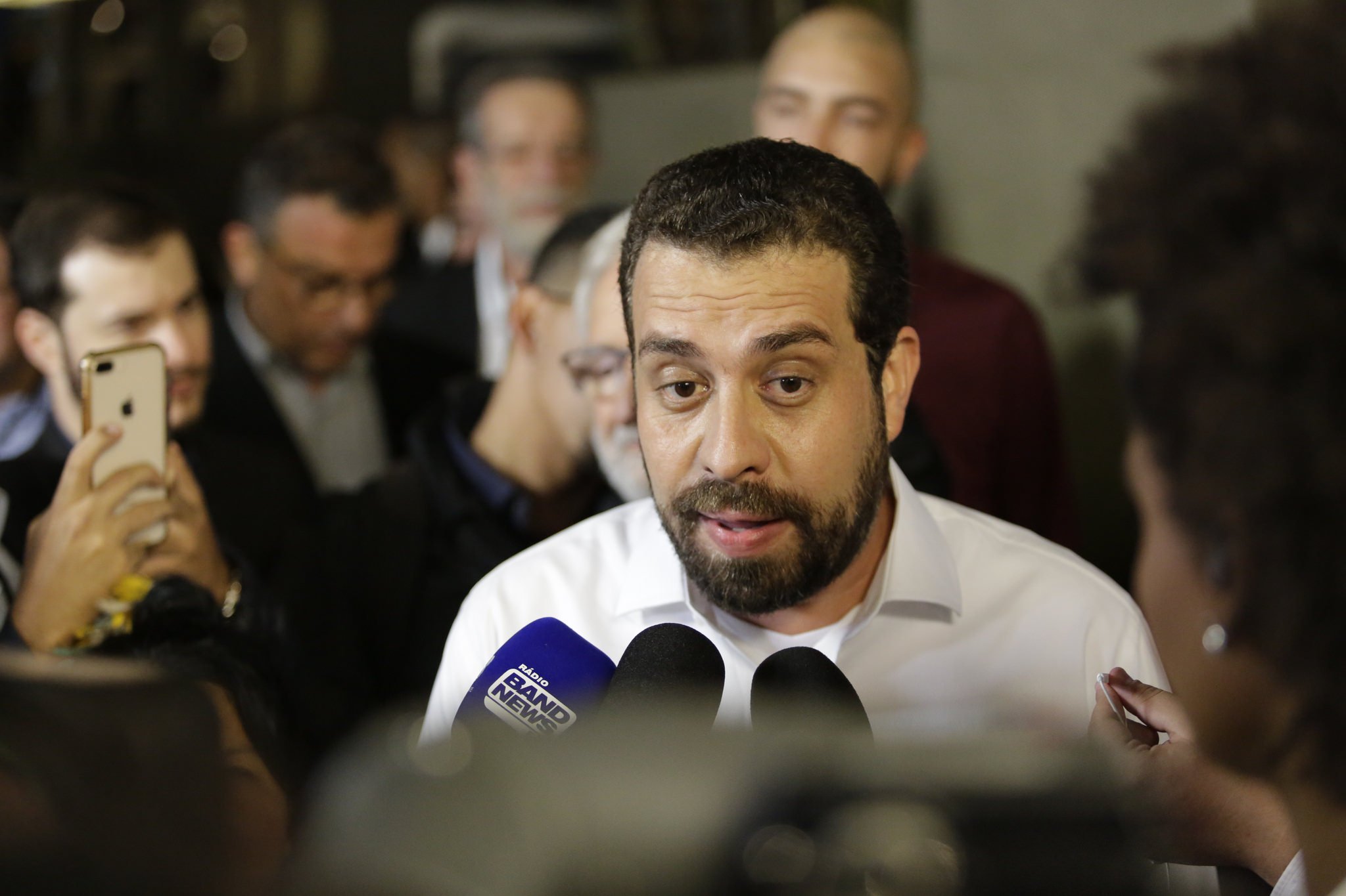 Boulos critica a Lava Jato, mas reconhece corrupção em governos do PT