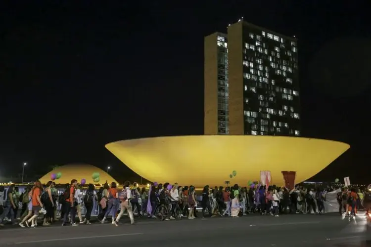 Ativistas fazem ato em defesa da descriminalização na sexta-feira, 3: expectativa é de que a procuradora-geral da República se manifeste sobre o tema em dez dias (Fábio Rodrigues Pozzebom/Agência Brasil)