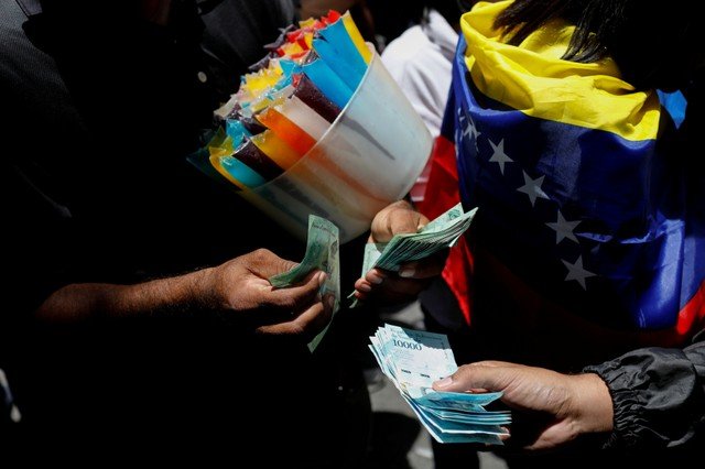 Venezuela lança nova moeda, com cinco zeros a menos
