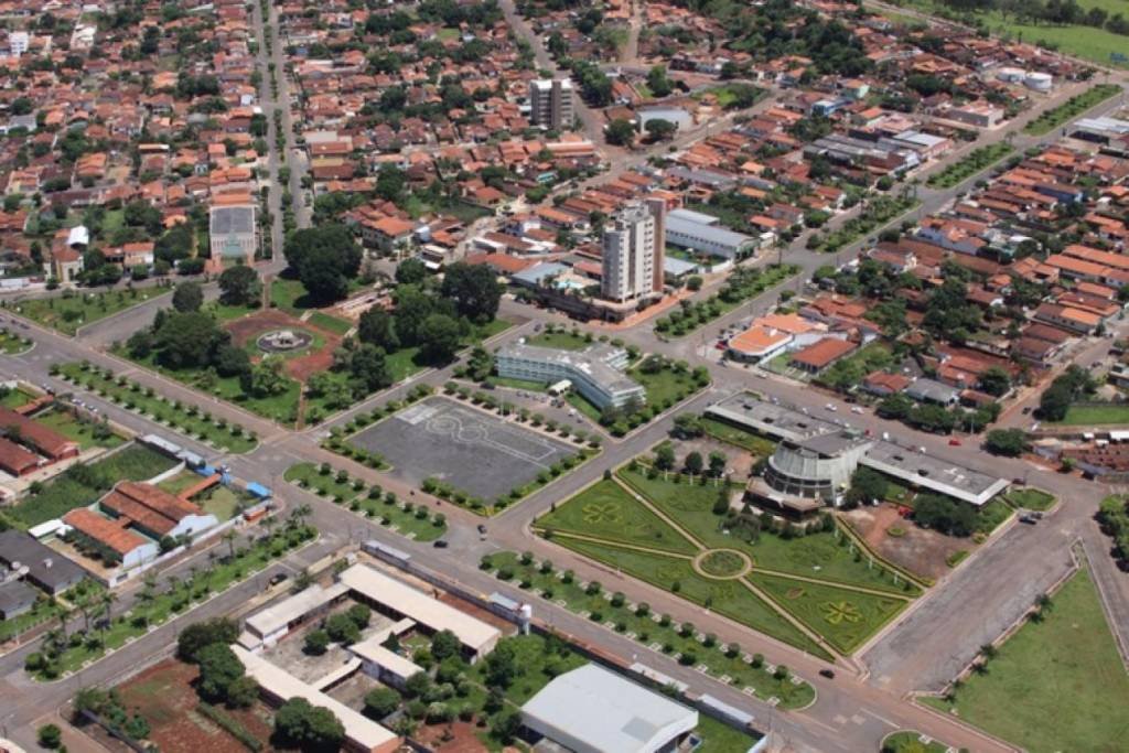 Acidente em parque de diversões em Goiás fere quatro adolescentes