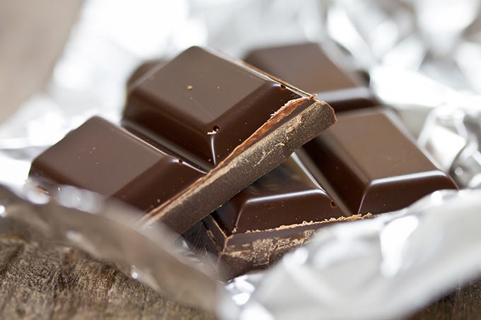 Lacta lança três versões de chocolates dark