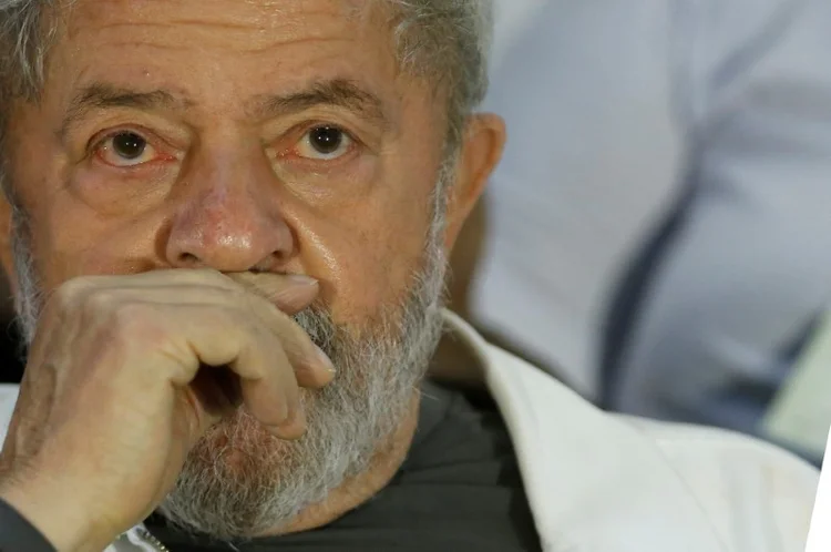 Imagem de arquivo de Lula: O ex-presidente foi condenado a 12 anos e um mês de prisão pelos crimes de corrupção e lavagem de dinheiro em outro processo (Adriano Machado/Reuters)