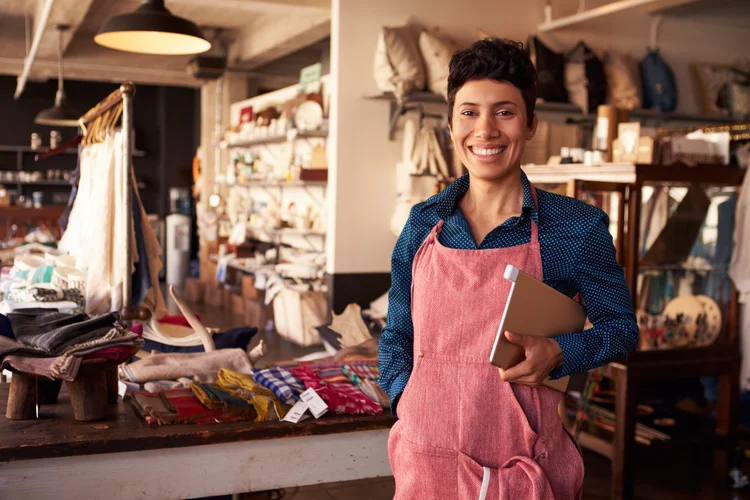 Mesmo diante de desafios e preconceitos, cada vez mais mulheres driblam dificuldades com maestria para empreender e desenvolver o propósito da sua empresa (Getty Images/Getty Images)